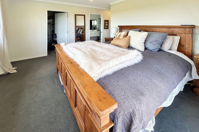 Photo of property in 1 Tupelo Place, Swannanoa, Rangiora, 7476