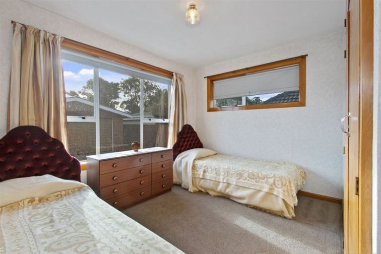 Photo of property in 546 Halswell Road, Halswell, Christchurch, 8025
