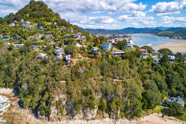 Photo of property in 66 Motuhoa Road, Tairua, 3508
