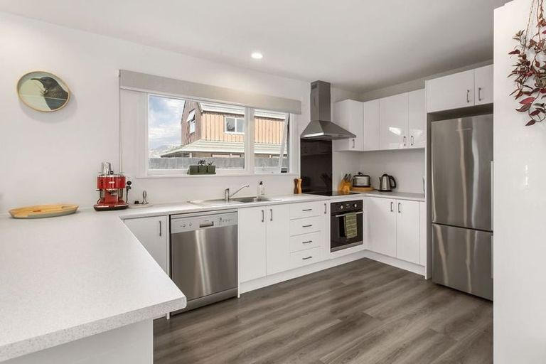 Photo of property in 27 Horseshoe Lake Road, Shirley, Christchurch, 8061