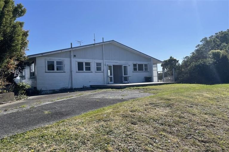 Photo of property in 41 Versailles Street, Karori, Wellington, 6012