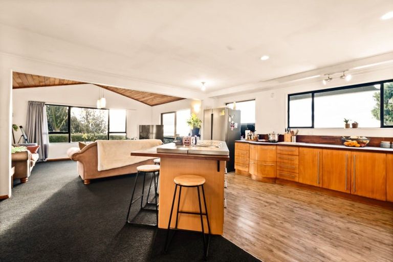 Photo of property in 95 Wharekauri Road, Mimi, Urenui, 4377