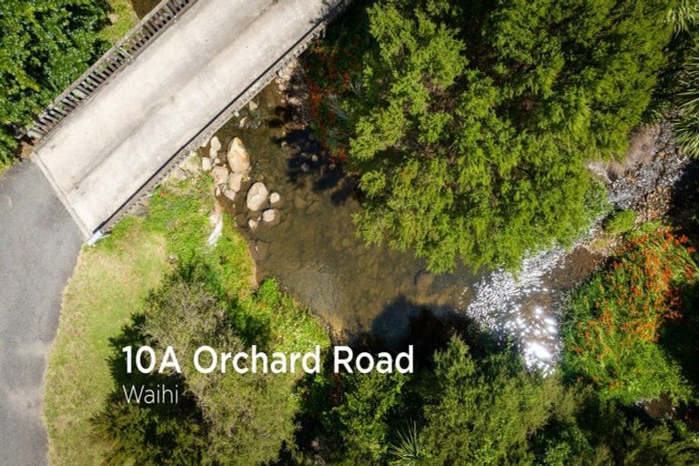 Photo of property in 36a Orchard Road, Waiake, Auckland, 0630