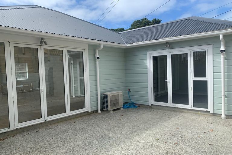 Photo of property in 16a Florence Street, Newtown, Wellington, 6021