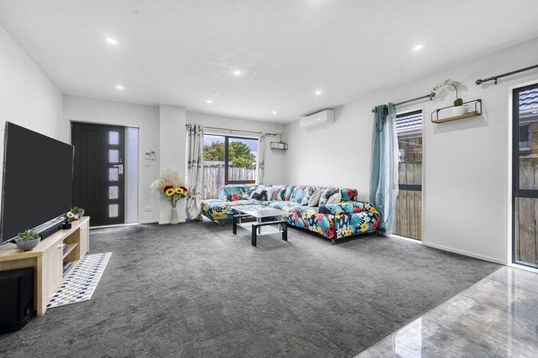 Photo of property in 28a Fernaig Street, Papakura, 2110