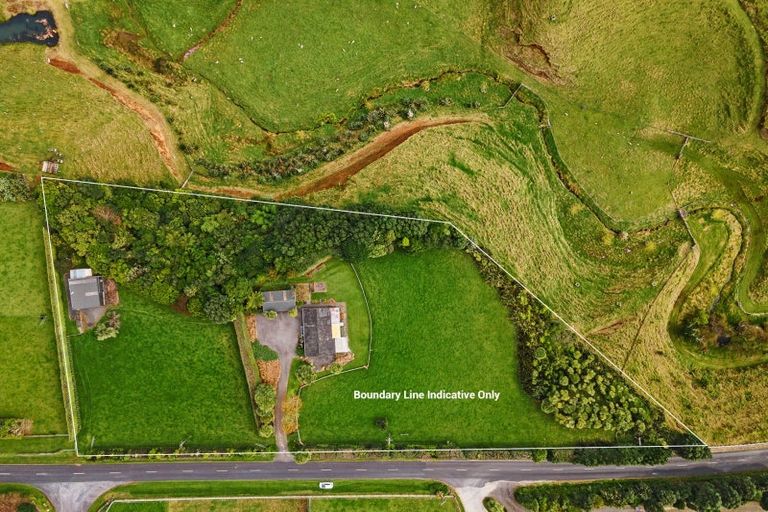 Photo of property in 52 Surrey Hill Road, Kaitake, New Plymouth, 4374