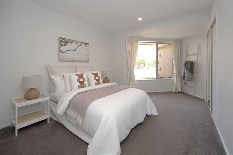 Photo of property in 71 Broadhaven Avenue, Parklands, Christchurch, 8083