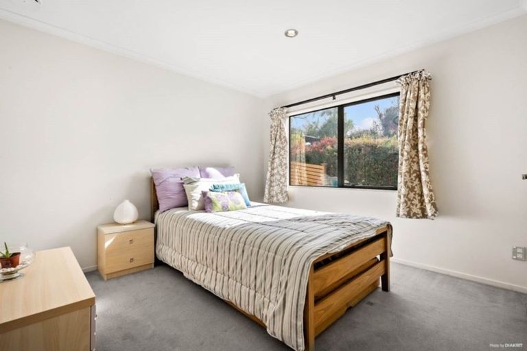 Photo of property in 60a Vincent Street, Howick, Auckland, 2014