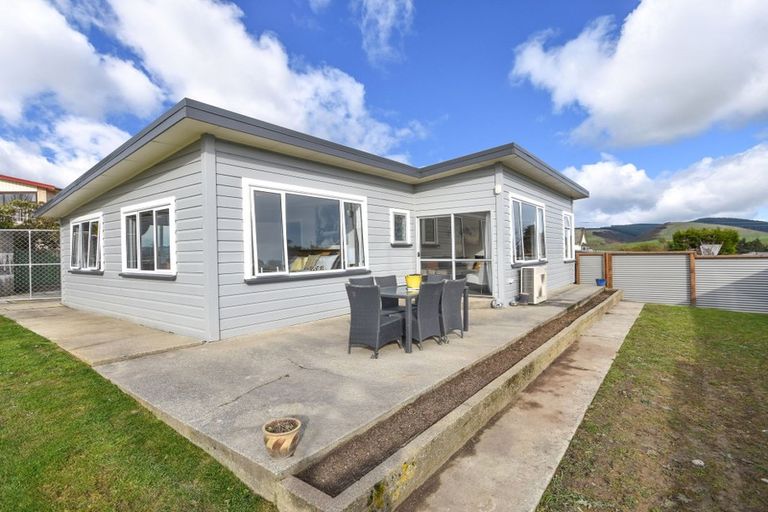 Photo of property in 4 Spurn Street, Milton, 9220