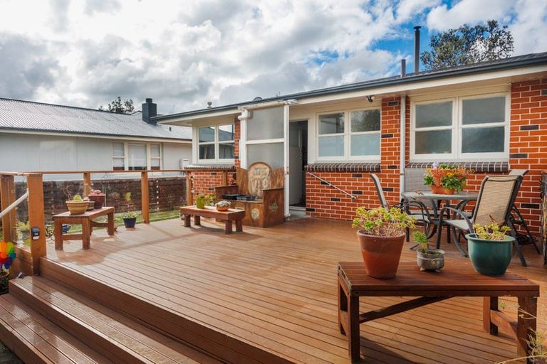 Photo of property in 33 Highbury Avenue, Highbury, Palmerston North, 4412