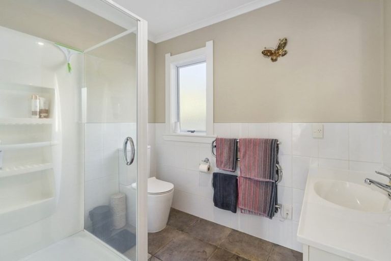 Photo of property in 105 Ferguson Street, West End, Palmerston North, 4412