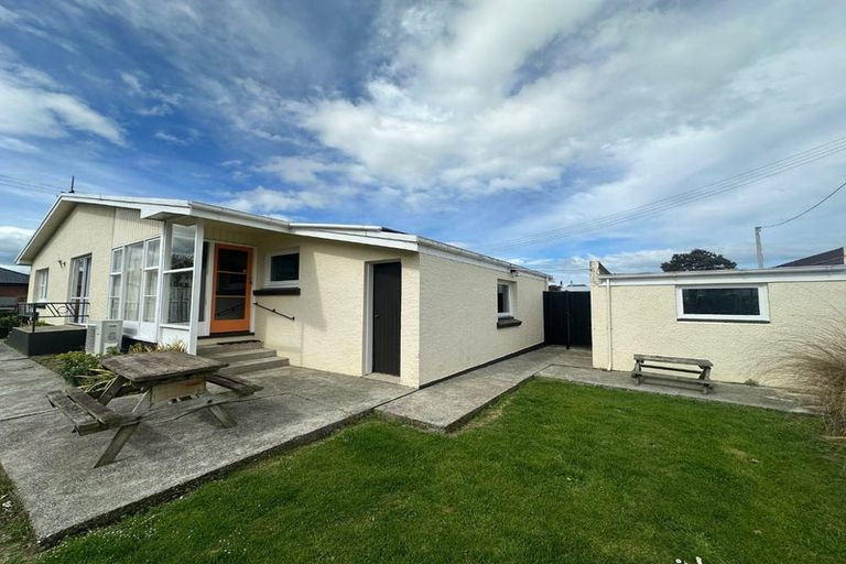 Photo of property in 114 Park Street, Winton, 9720