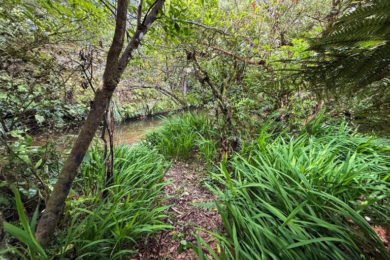 Photo of property in 1789 State Highway 2, Kaitoke, Upper Hutt, 5018