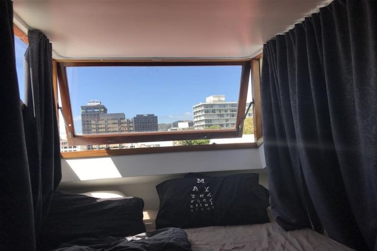 Photo of property in 25 Everton Terrace, Kelburn, Wellington, 6012