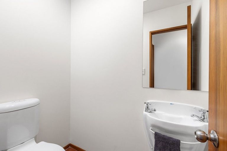 Photo of property in 15c Waiwetu Street, Fendalton, Christchurch, 8052