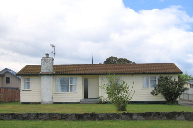 Photo of property in 14 Koha Road, Taupo, 3330