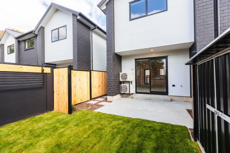 Photo of property in 4/1 Matata Place, Dallington, Christchurch, 8061