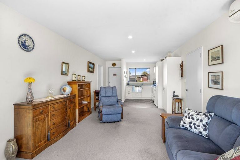 Photo of property in 86 Balcairn Street, Halswell, Christchurch, 8025