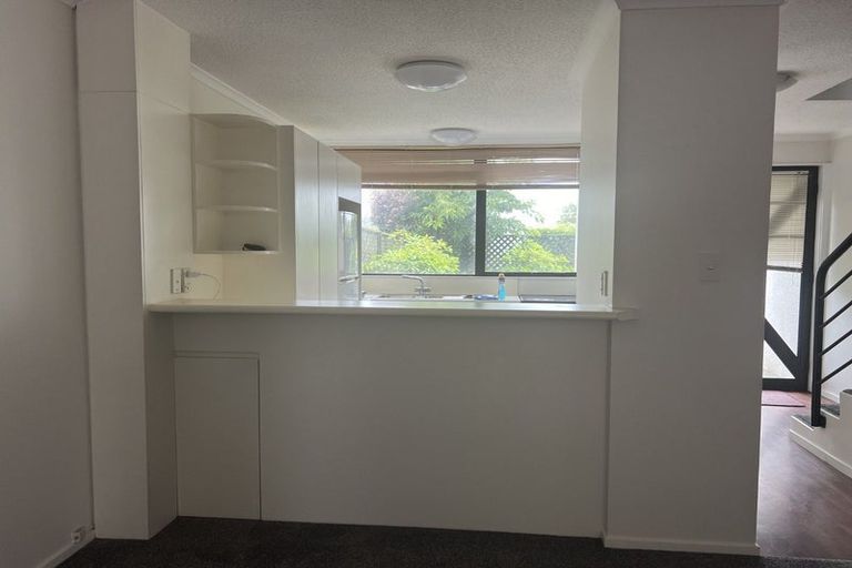 Photo of property in 4/5 Kipling Street, Addington, Christchurch, 8024