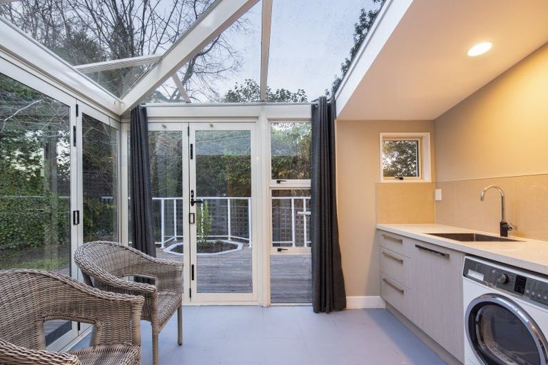 Photo of property in 11 Peregrine Place, Queenstown, 9300