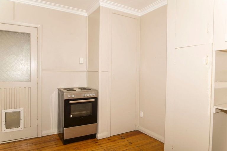 Photo of property in 17 Miller Street, Dannevirke, 4930