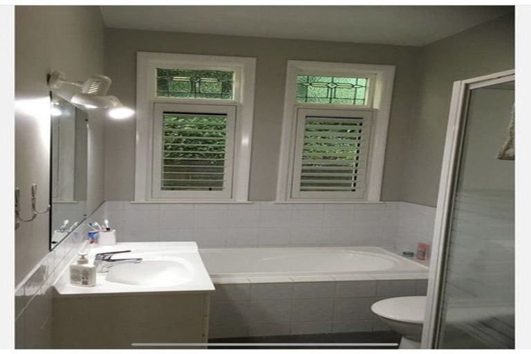 Photo of property in 90 Otaki Street, Miramar, Wellington, 6022