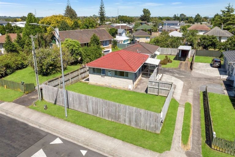 Photo of property in 1/7 Royal Arch Place, Rosehill, Papakura, 2113