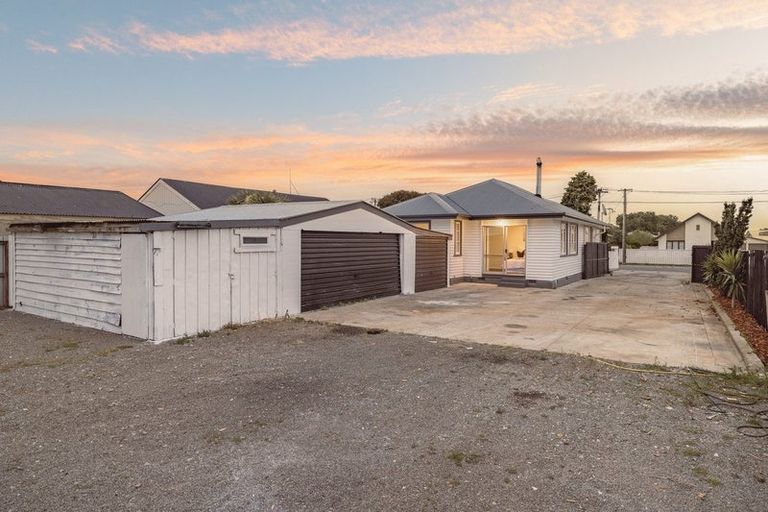 Photo of property in 19 Griffiths Avenue, Linwood, Christchurch, 8062