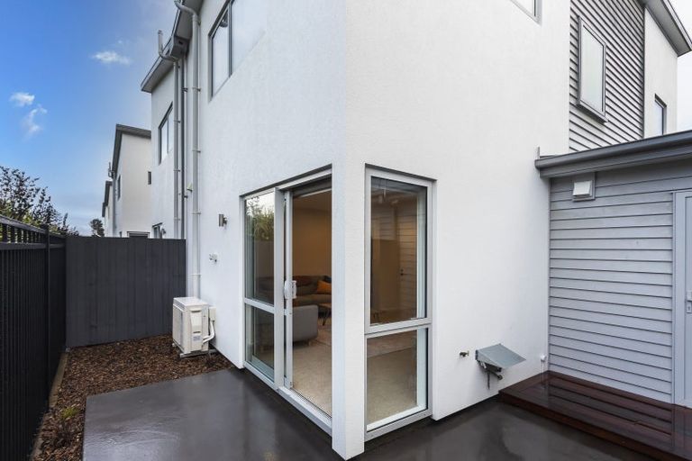 Photo of property in 25 Kakapo Lane, Redwood, Christchurch, 8051