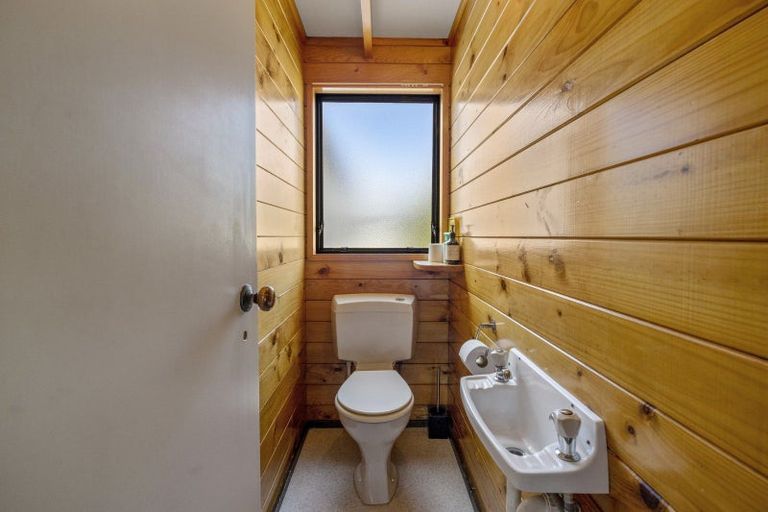 Photo of property in 11 Kahurangi Drive, Rangatira Park, Taupo, 3330