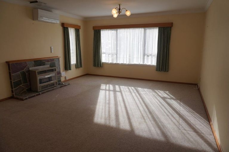 Photo of property in 4 Mclellan Street, Tawa, Wellington, 5028