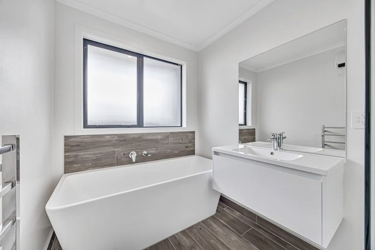 Photo of property in 5 Pourewa Street, Te Kauwhata, 3710