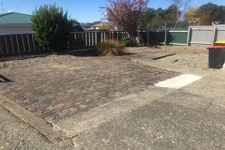 Photo of property in 182 Morton Street, Strathern, Invercargill, 9812