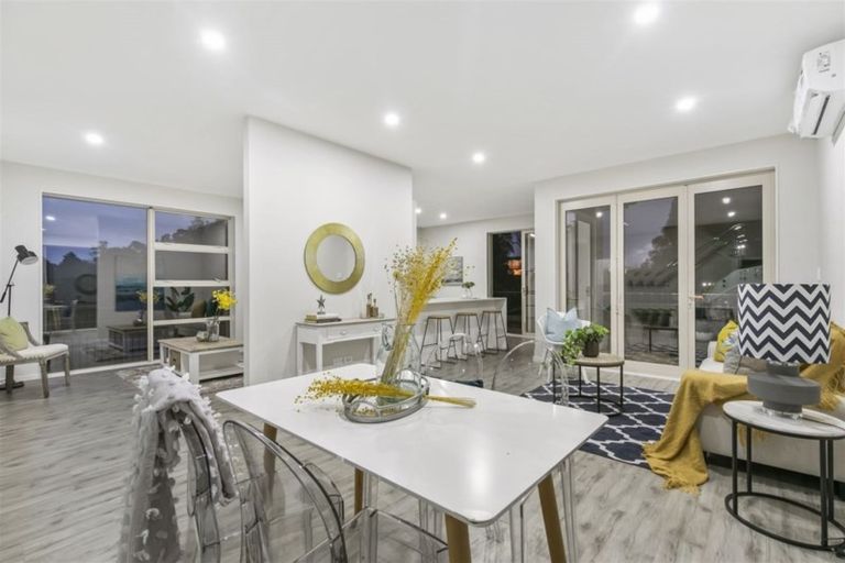 Photo of property in 2 Rashni Road, Flat Bush, Auckland, 2019