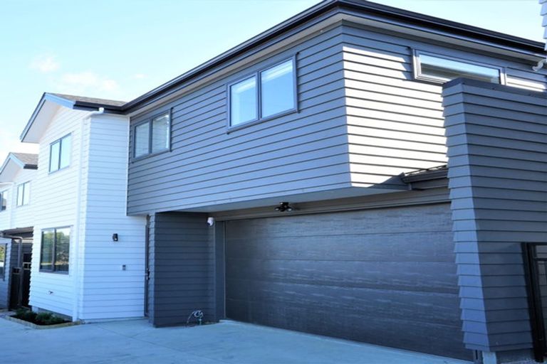 Photo of property in 35c Vincent Street, Howick, Auckland, 2014