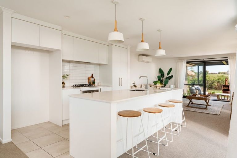Photo of property in 25 Pioneer Crescent, Omokoroa, 3114
