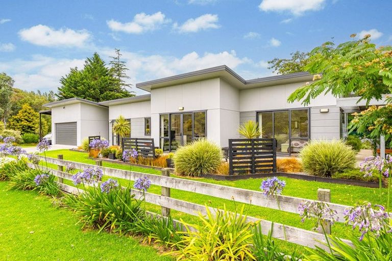 Photo of property in 1 Sandcroft Drive, Westmere, Whanganui, 4501