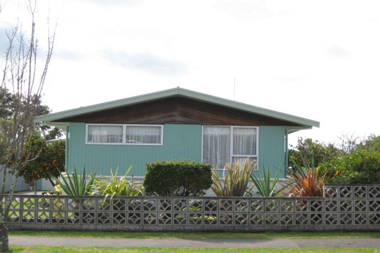Photo of property in 35 Upham Street, Havelock North, 4130