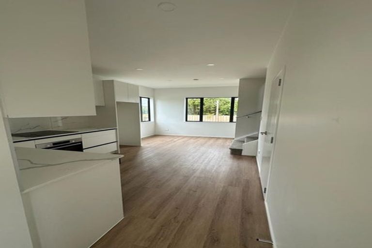 Photo of property in 1 Rice Crescent, Papakura, 2110