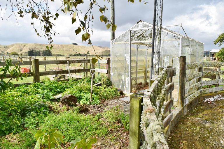 Photo of property in 82767 State Highway 2, Pahiatua, 4984