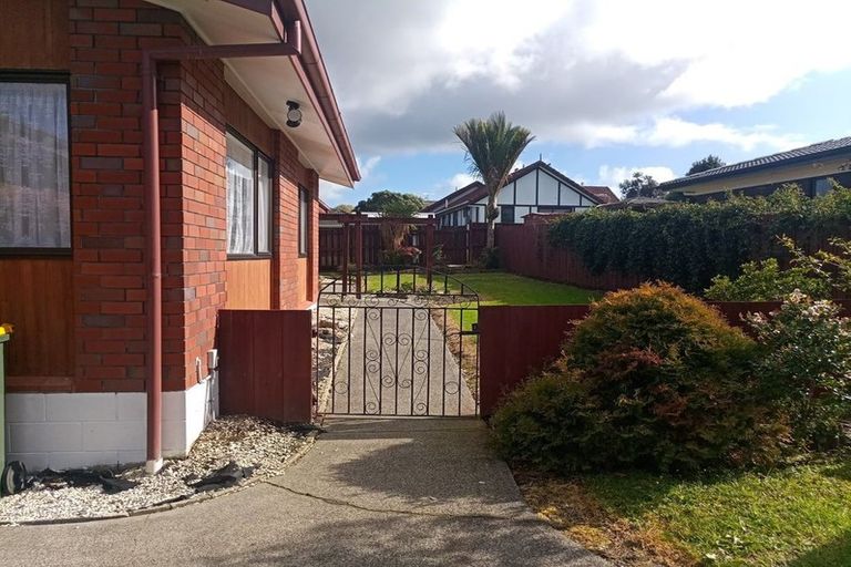 Photo of property in 13 Palomino Drive, Henderson, Auckland, 0612