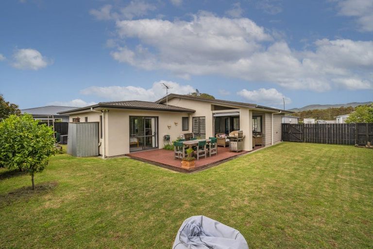 Photo of property in 18 Captain Wood Avenue, Whitianga, 3510