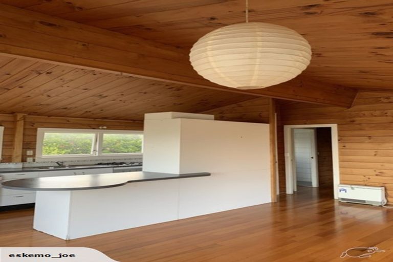 Photo of property in 12a Beach Road, Castor Bay, Auckland, 0620