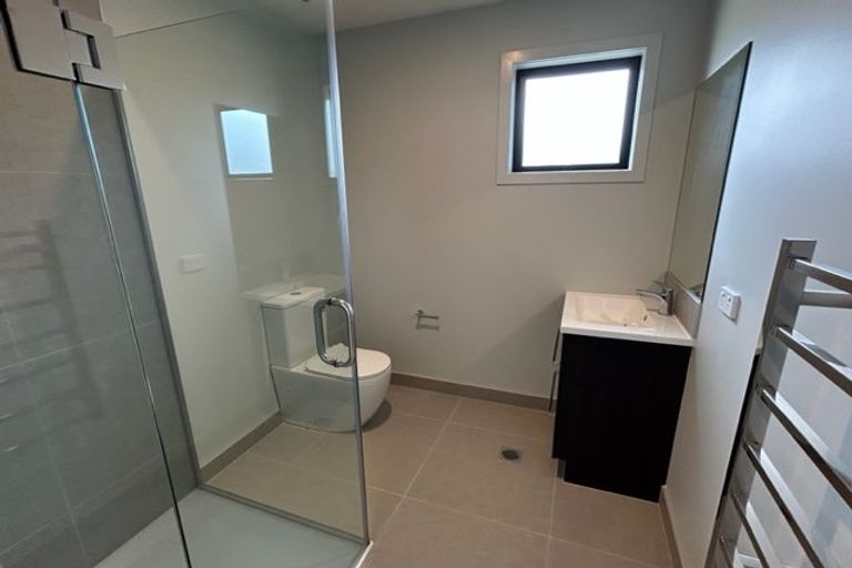 Photo of property in 2a Nerita Place, Long Bay, Auckland, 0630