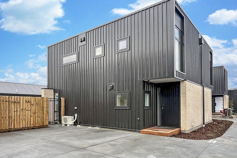 Photo of property in 3/106 Somerfield Street, Somerfield, Christchurch, 8024