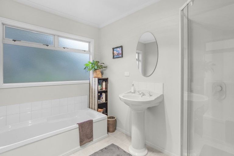 Photo of property in 10 Howard Street, Carterton, 5713