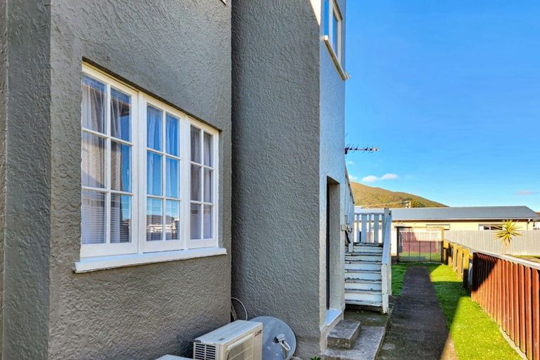 Photo of property in 54a Porutu Street, Fairfield, Lower Hutt, 5011