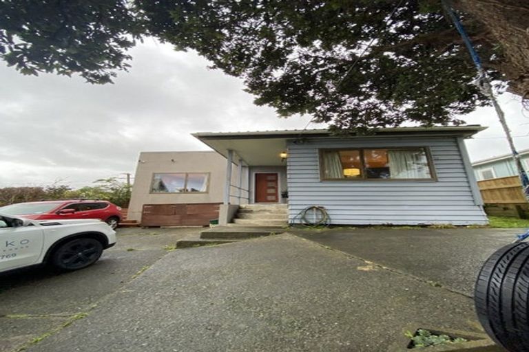 Photo of property in 65 Gordon Road, Plimmerton, Porirua, 5026