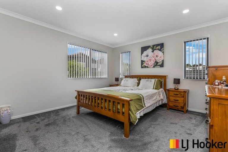 Photo of property in 41 Cloonlyon Drive, Flat Bush, Auckland, 2019