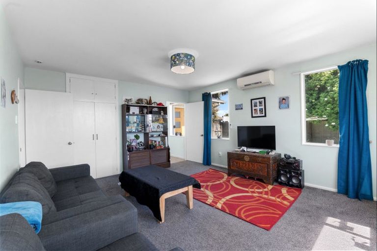 Photo of property in 3/90 Springs Road, Hornby, Christchurch, 8042